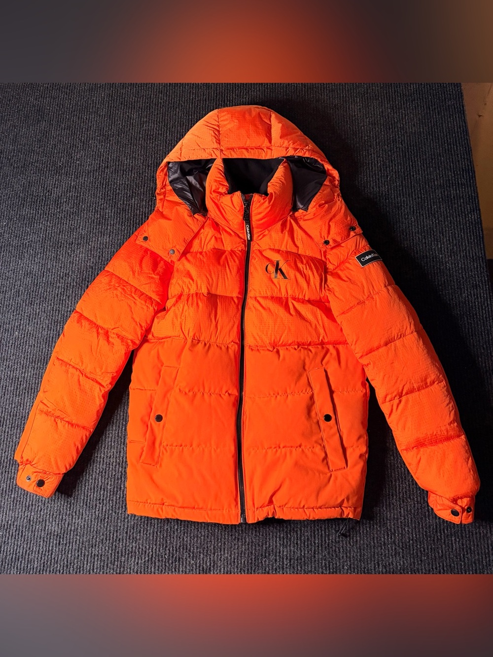 Calvin Klein Women’s XS Orange Hooded Puffer Coat